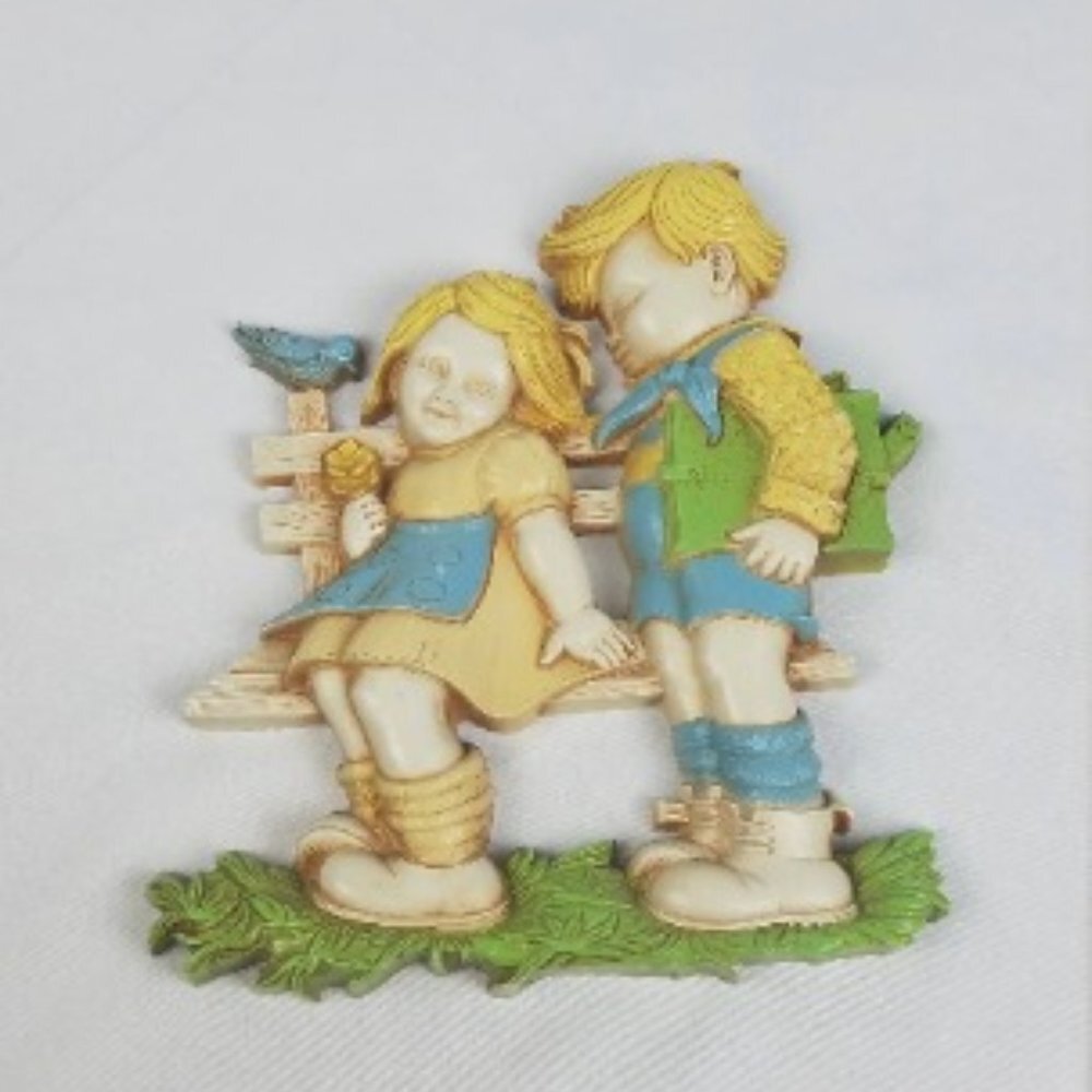 Vintage Homco wall décor two kids sitting on bench children